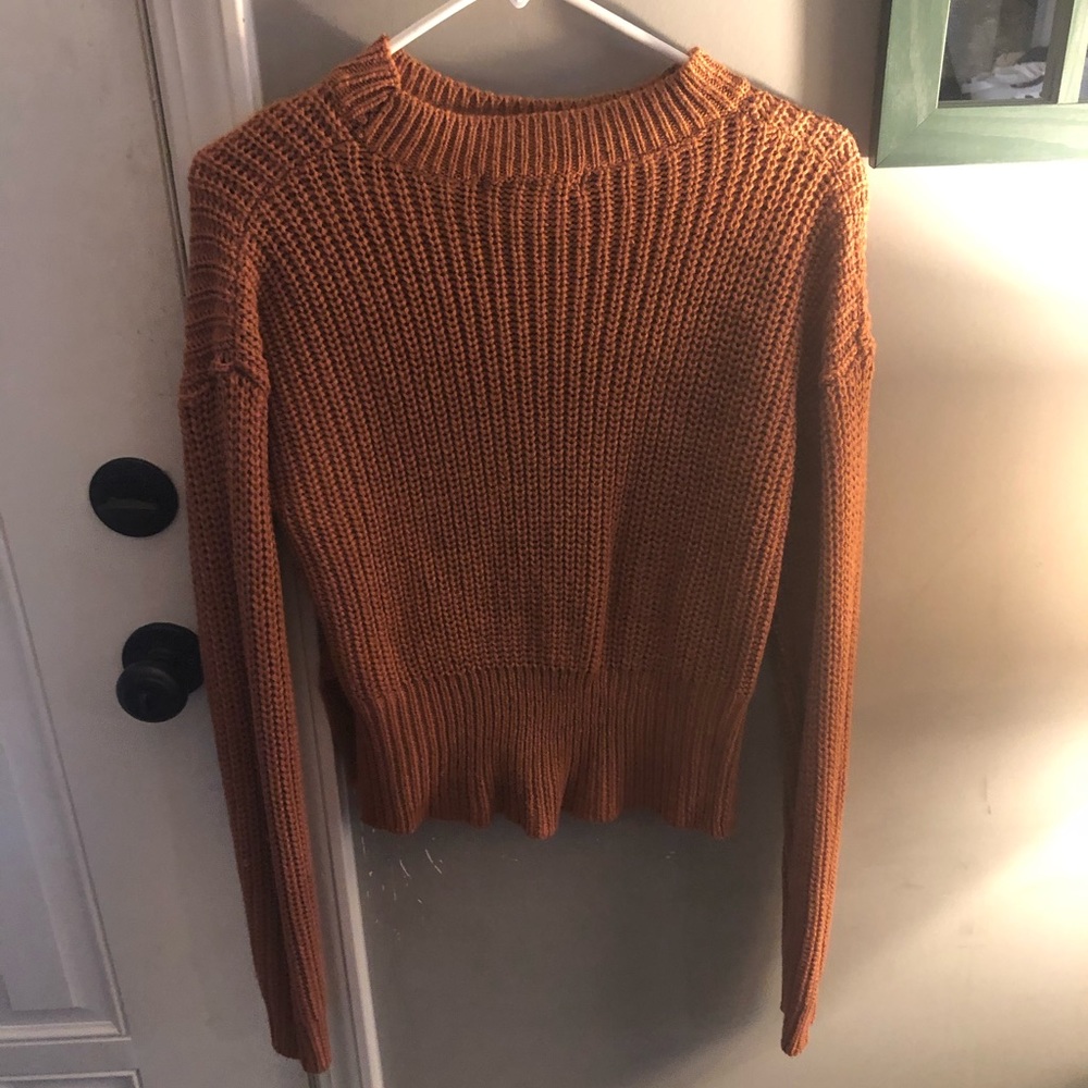 Crop sweater